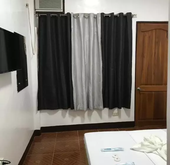 Hotel Macky's Hidden Inn