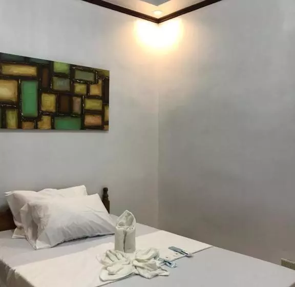 Hotel Macky's Hidden Inn
