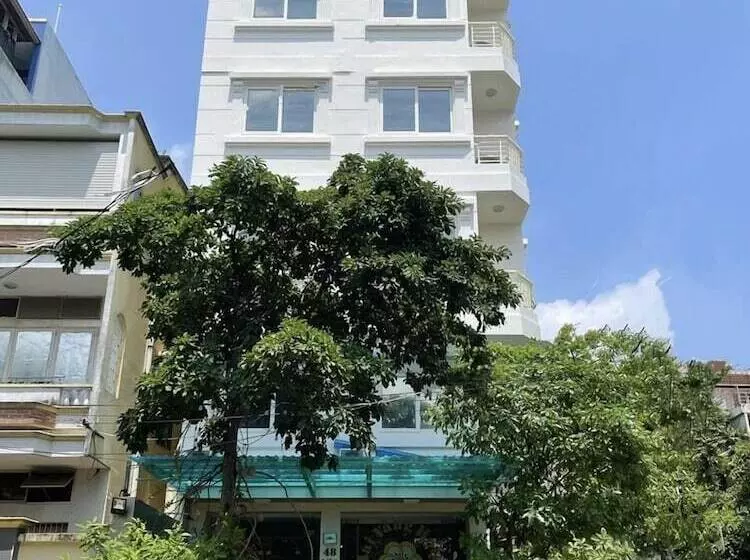 هتل Mai Vang
