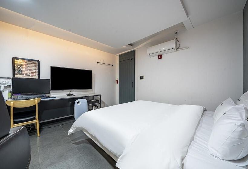 Motel Gongju Renaissance