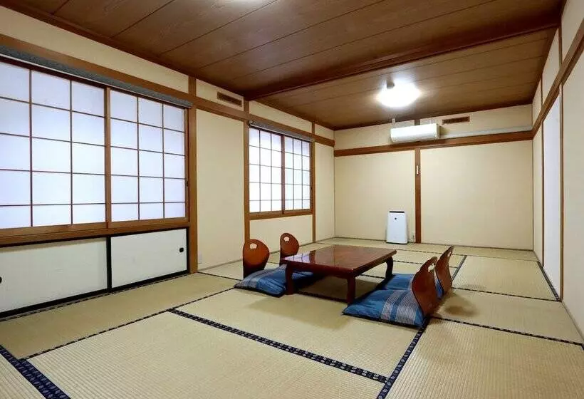 Ryokan Kamanuma Onsen Daikisen