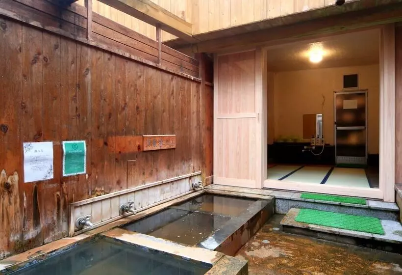 Ryokan Kamanuma Onsen Daikisen