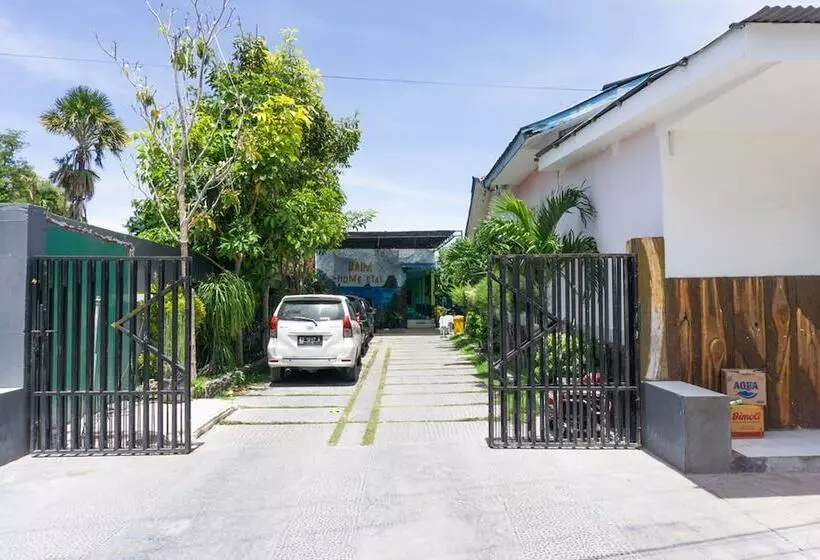 Hotelli Reddoorz @ Mt Haryono Street Waingapu