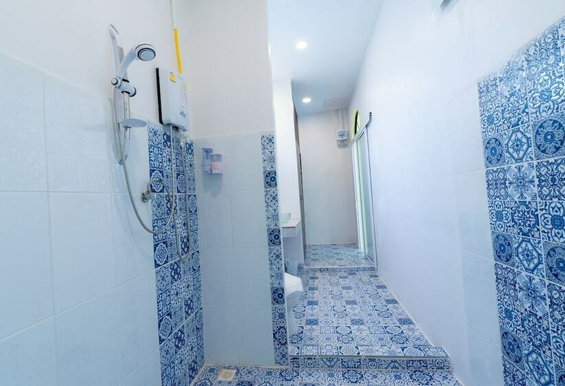 فندق Vanida Resort   Halal