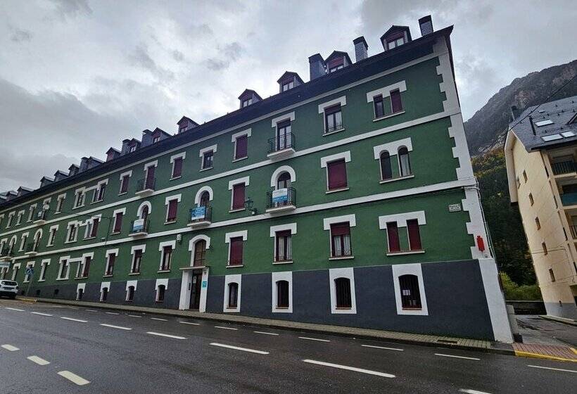 Apartamentos Canfranc 3000