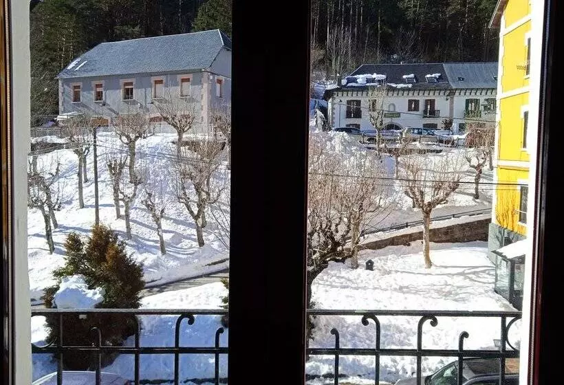 Apartamentos Canfranc 3000