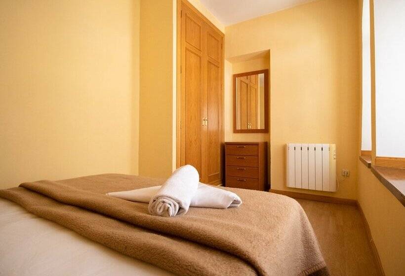 Apartamentos Canfranc 3000