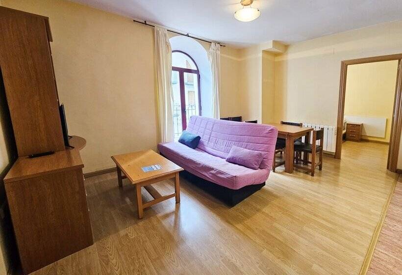 Apartamentos Canfranc 3000