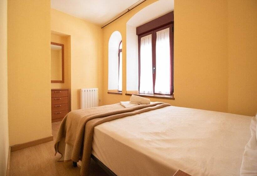 Apartamentos Canfranc 3000