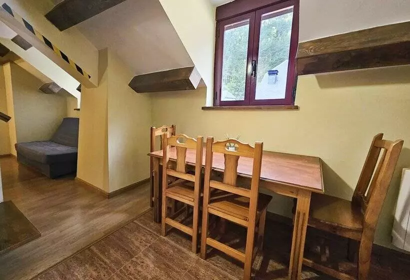 Apartamentos Canfranc 3000