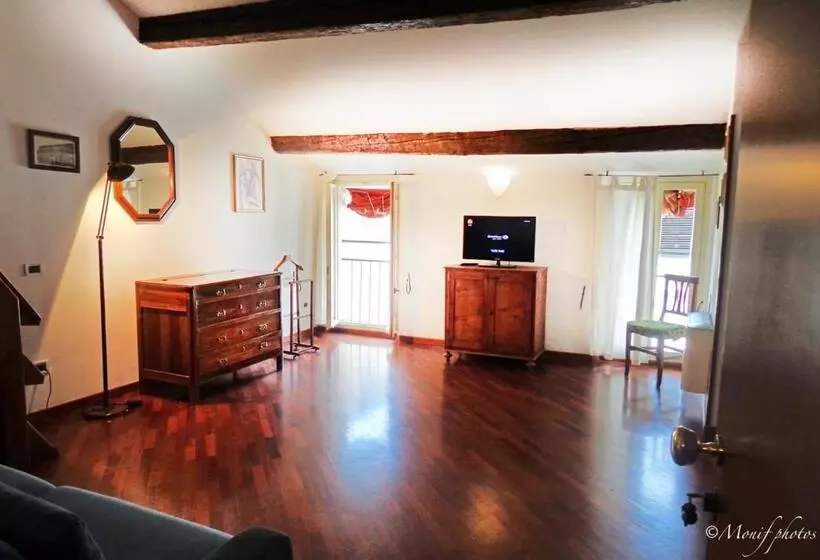 تختخواب و صبحانه Locanda Della Biscia