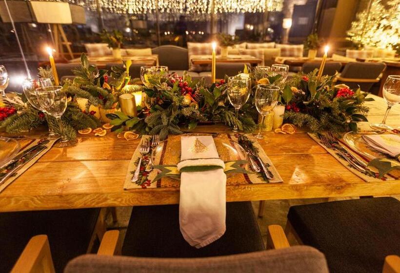 בית מלון כפרי 12 Months Resort & Spa