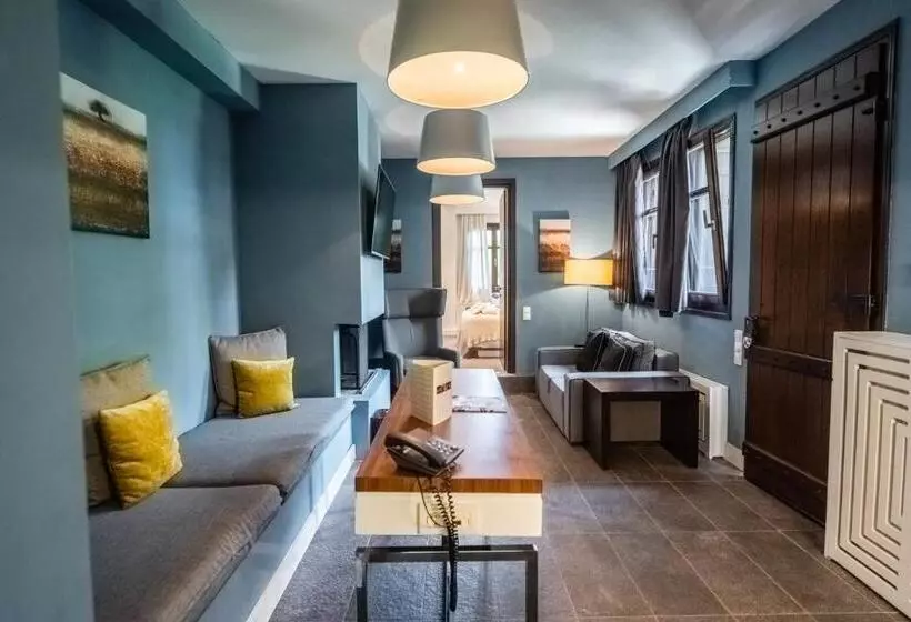 酒店 12 Months Resort & Spa