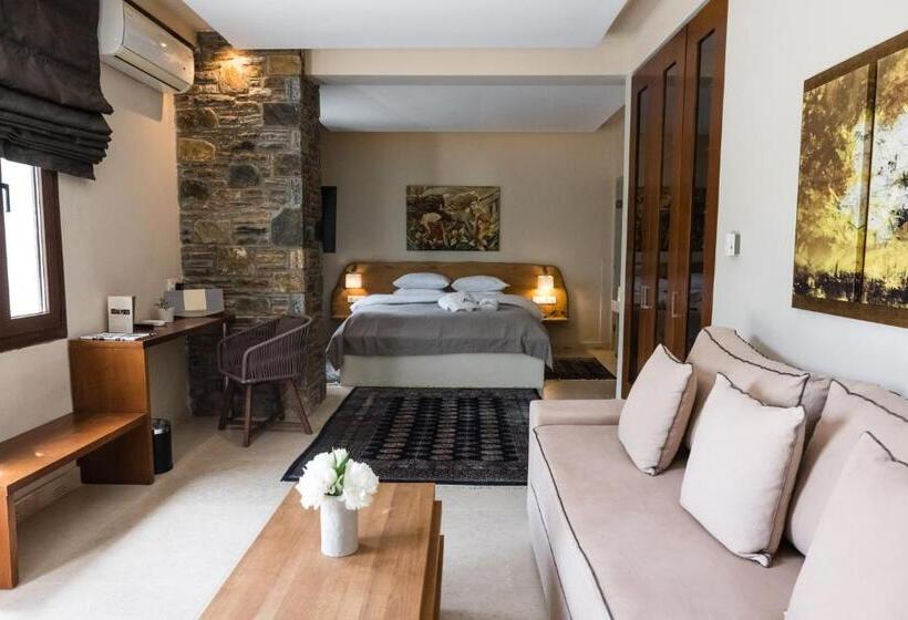 בית מלון כפרי 12 Months Resort & Spa