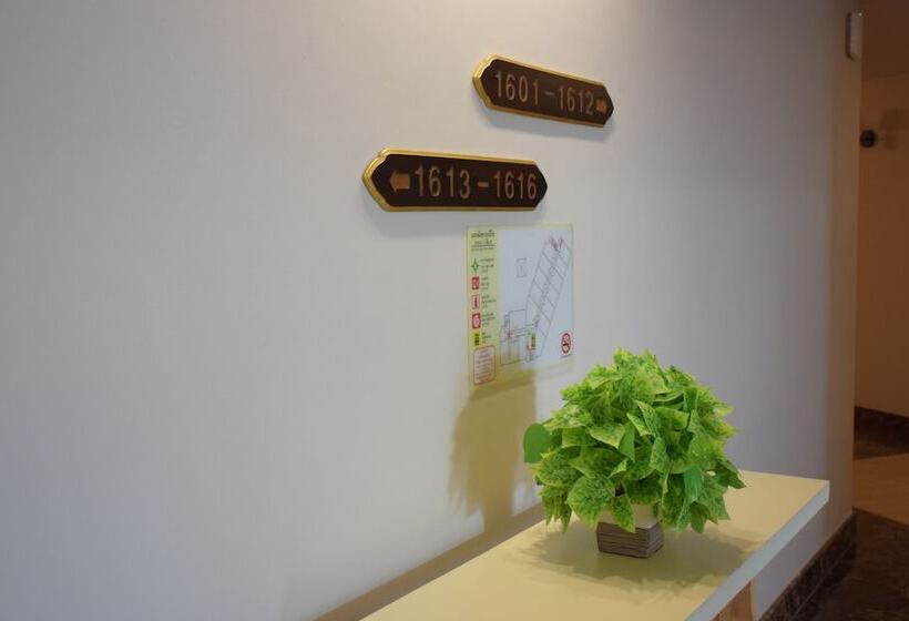 ホテル Aiyara Grand