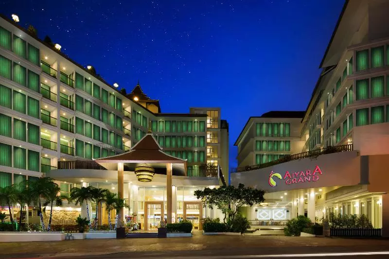 ホテル Aiyara Grand