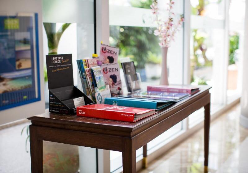 ホテル Aiyara Grand