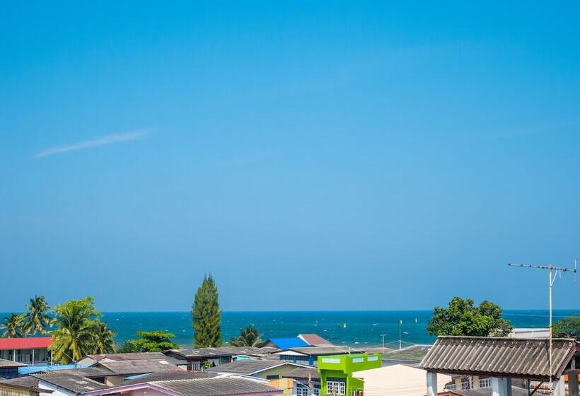 Hotel Chomsin Hua Hin ชมสินธุ์ หัวหิน