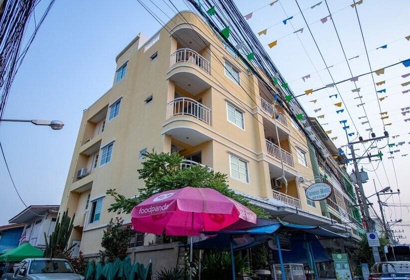 Hotel Chomsin Hua Hin ชมสินธุ์ หัวหิน