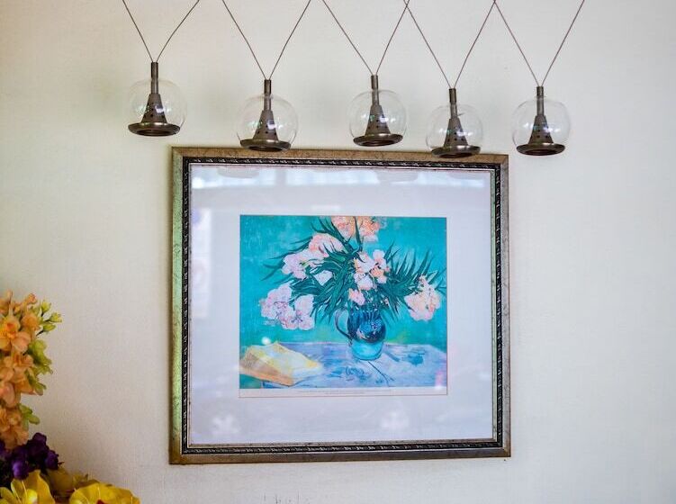 Hotel Chomsin Hua Hin ชมสินธุ์ หัวหิน