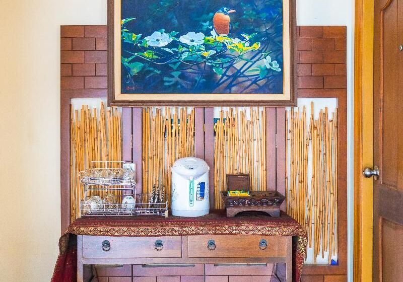 Hotel Chomsin Hua Hin ชมสินธุ์ หัวหิน