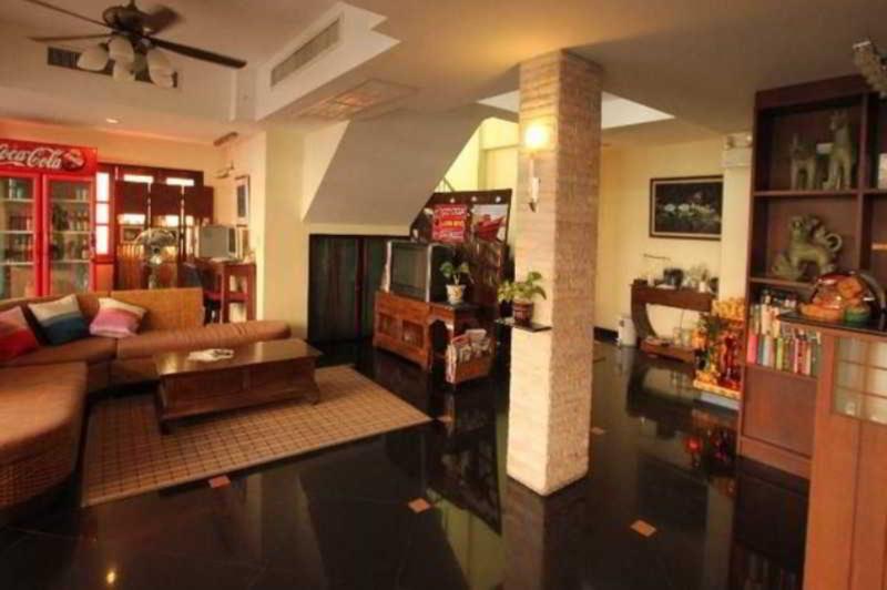 Hotel Chomsin Hua Hin ชมสินธุ์ หัวหิน