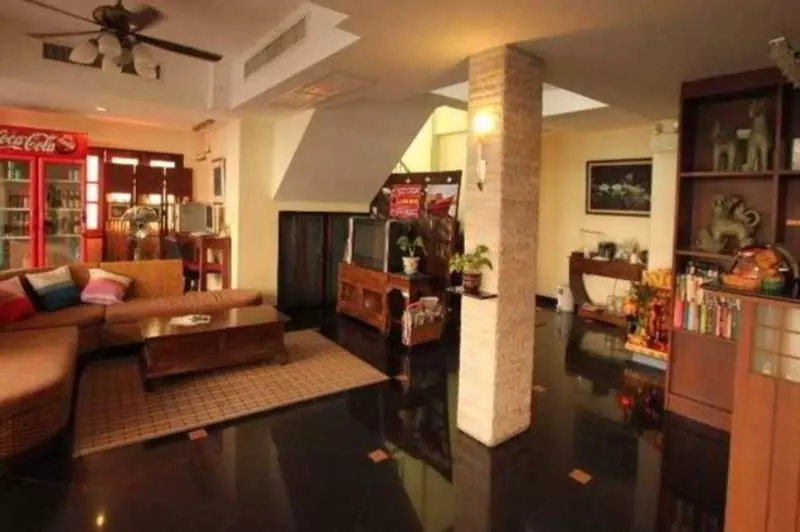 Hotel Chomsin Hua Hin ชมสินธุ์ หัวหิน