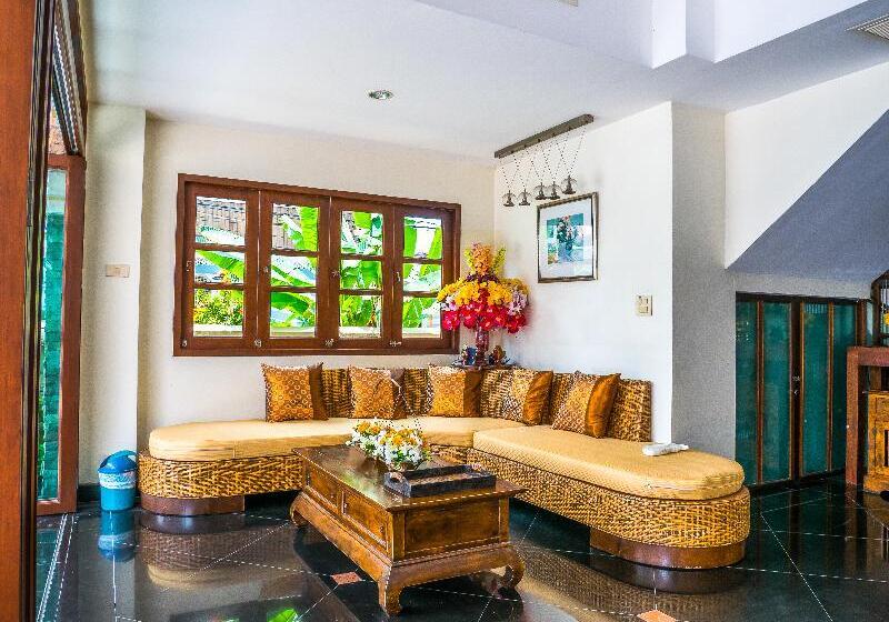 Hotel Chomsin Hua Hin ชมสินธุ์ หัวหิน