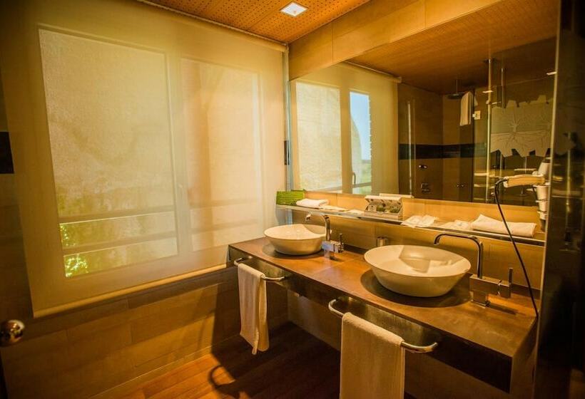 Отель Eguren Ugarte