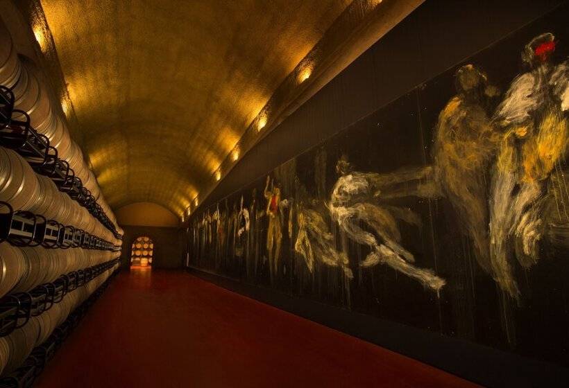 Отель Eguren Ugarte