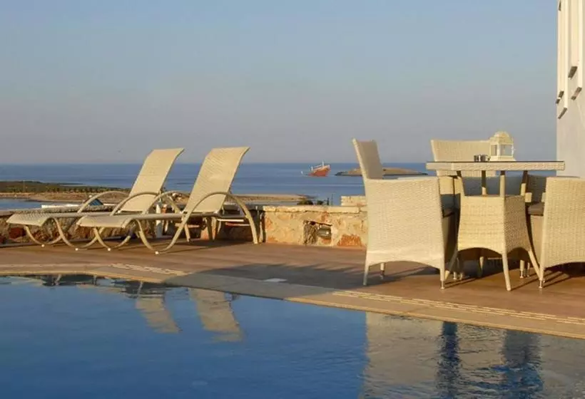 هتل Kythira Golden Resort