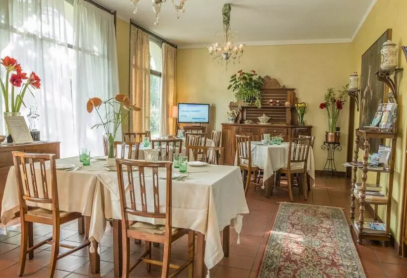 בית מלון כפרי La Rescossa