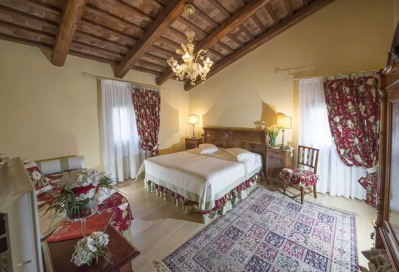 בית מלון כפרי La Rescossa