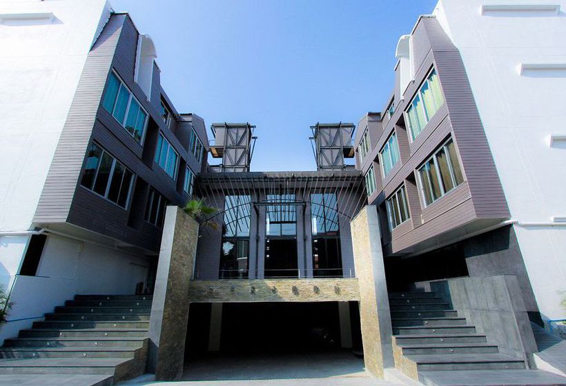 ホテル Paragon Place