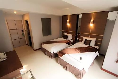 هتل Paragon Place