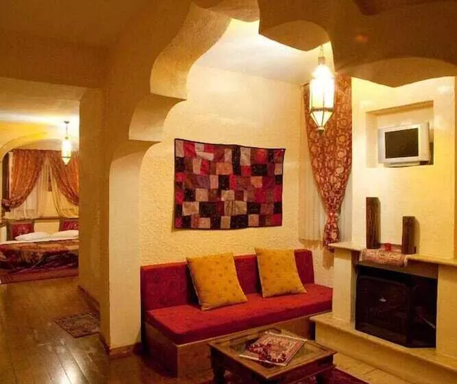 فندق Pindos Palace