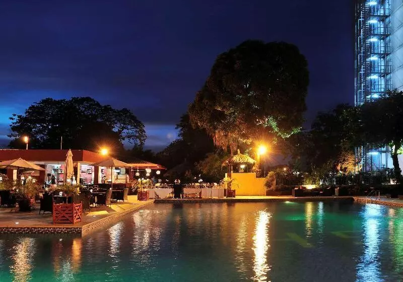 هتل Pullman Kinshasa Grand