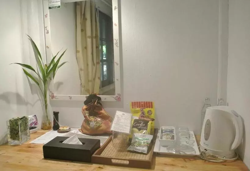 호텔 Rain Forest Resort