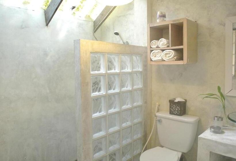 هتل Rain Forest Resort