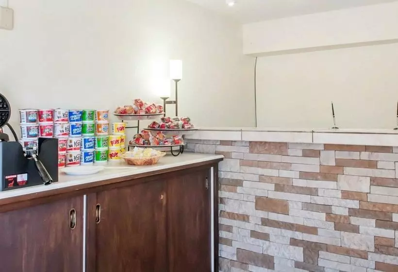 酒店 Rodeway Inn Whites City