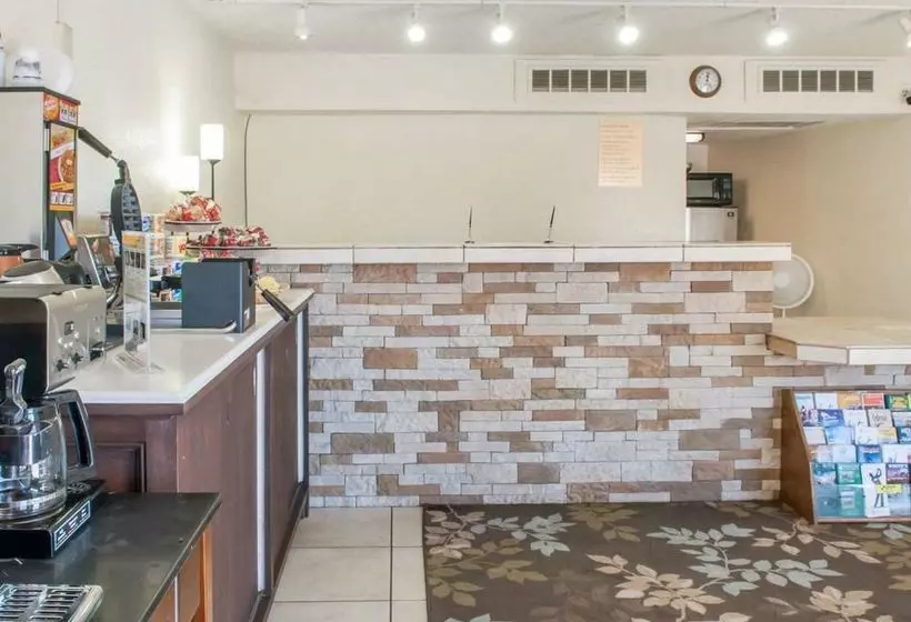 酒店 Rodeway Inn Whites City