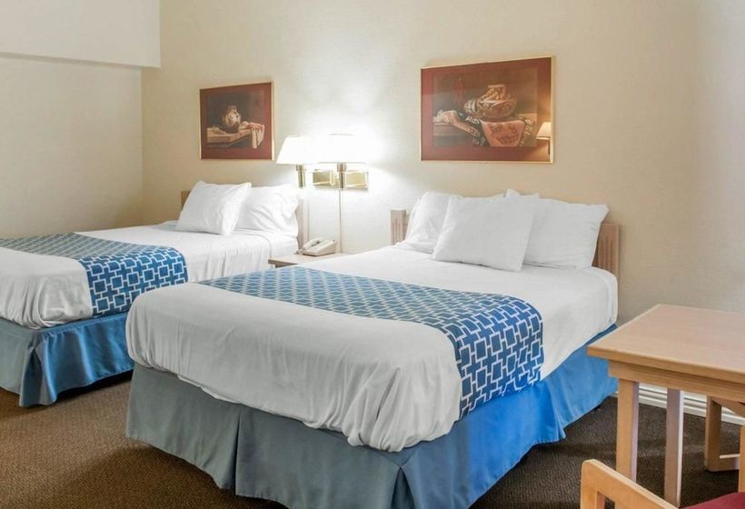 فندق Rodeway Inn Whites City