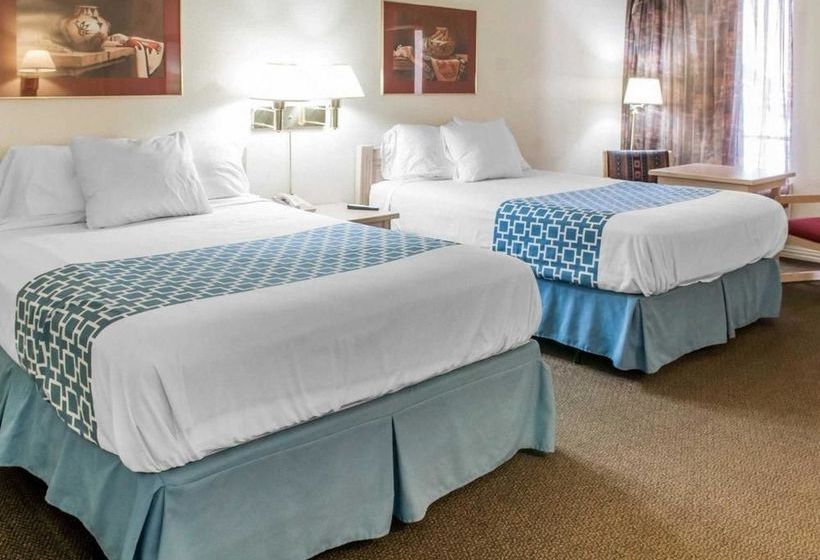 فندق Rodeway Inn Whites City