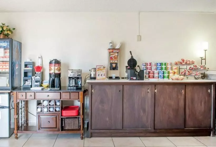 酒店 Rodeway Inn Whites City