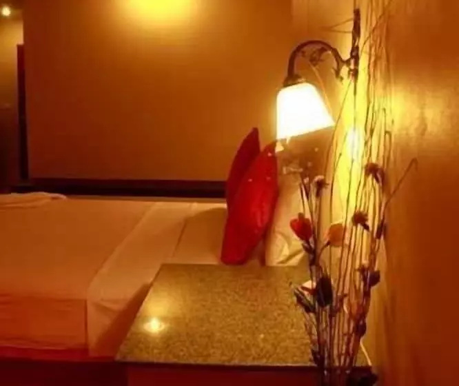 Отель Sp House Phuket