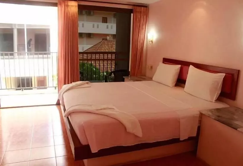 Отель Sp House Phuket