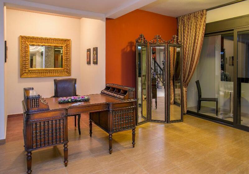 ホテル Thalassies Nouveau