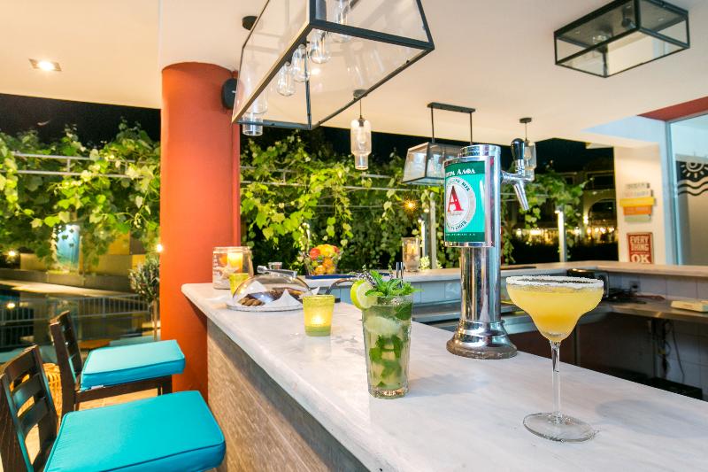 ホテル Thalassies Nouveau