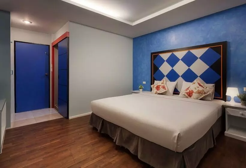 ホテル The Chilli By Golden Ray