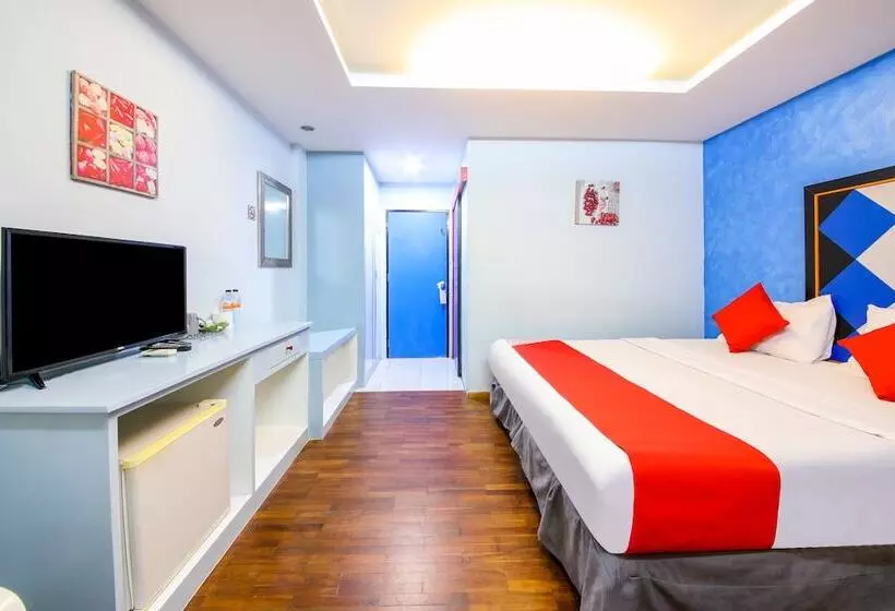 ホテル The Chilli By Golden Ray